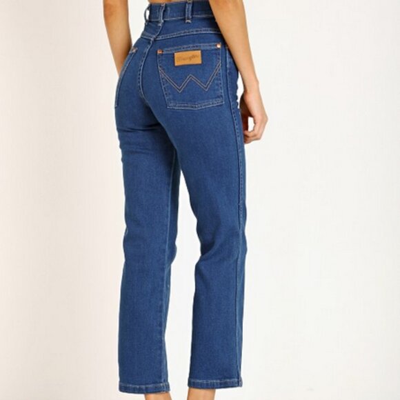 Wrangler High Rise Heritage Fit Jeans - Picture 2 of 6